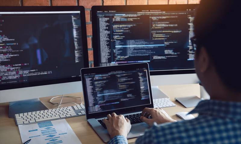 数据科学选型:R与Python如何赋能宁远县网站建设?